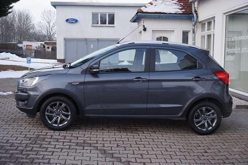 Gebraucht Ford Ka Plus Active 86 PS (63 kW) 2019 Grau Kleinwagen