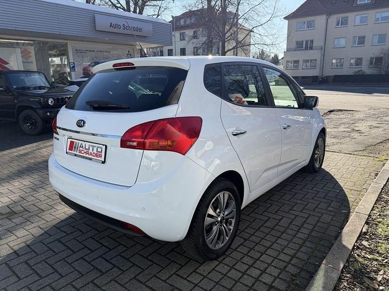 Gebraucht Kia Venga DREAM-TEAM Edition 90 PS (66 kW) 2018 Weiß Kleinwagen
