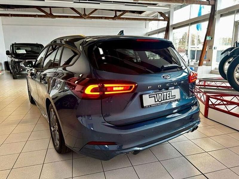 Gebraucht Ford Focus ST-Line 155 PS (114 kW) 2024 Blau Kombi