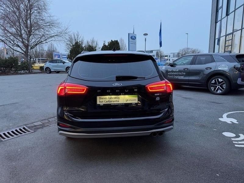 Gebraucht Ford Focus Active 125 PS (91 kW) 2020 Schwarz Kombi