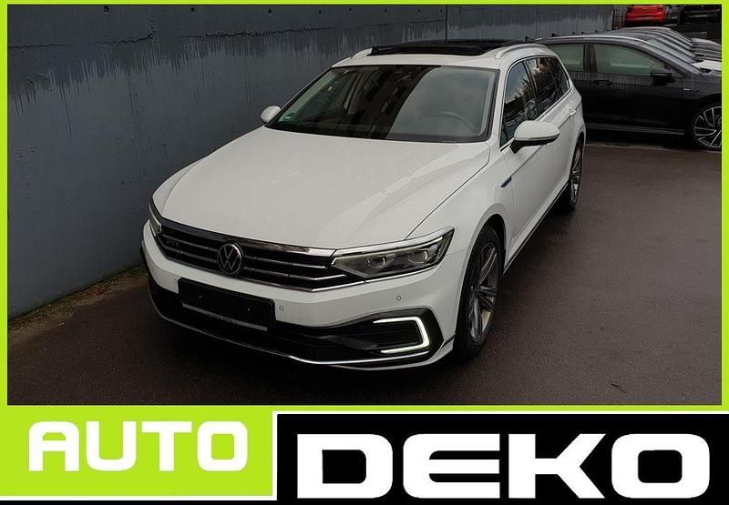 Weiß Gebraucht 2020 VW Passat GTE Limousine | 18.470 € (Fairer Preis) - Bild 1/4