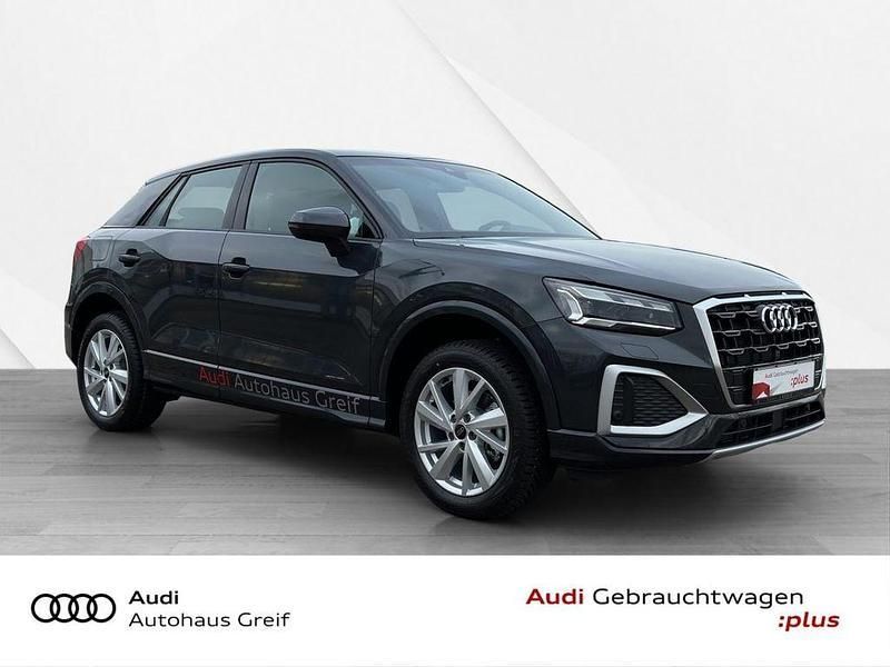 Manhattangrau metallic Gebraucht 2024 Audi Q2 Advanced Plus SUV | 37.890 € - Bild 1/4