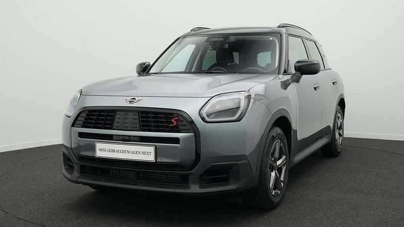 Grün Gebraucht 2024 Mini Countryman Classic SUV | 42.013 € (Superpreis) - Bild 1/4