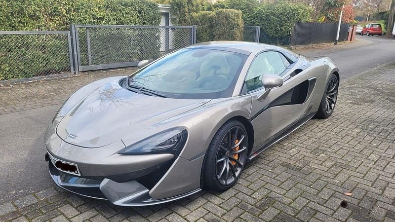 Grau Gebraucht 2018 McLaren 570S Cabrio | 163.000 € (Fairer Preis) - Bild 1/4