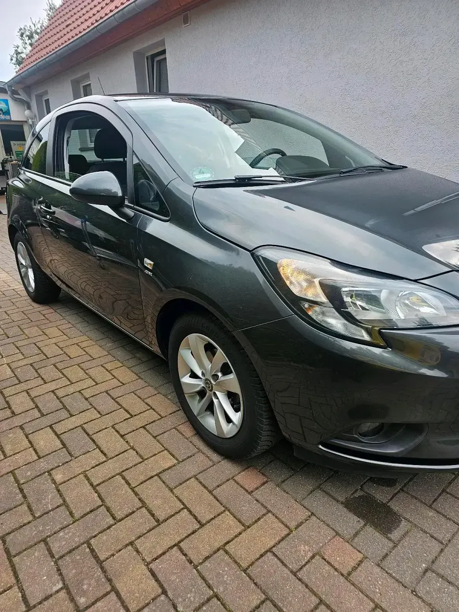 Gebraucht Opel Corsa 90 PS (66 kW) 2017 Andere farben Kleinwagen
