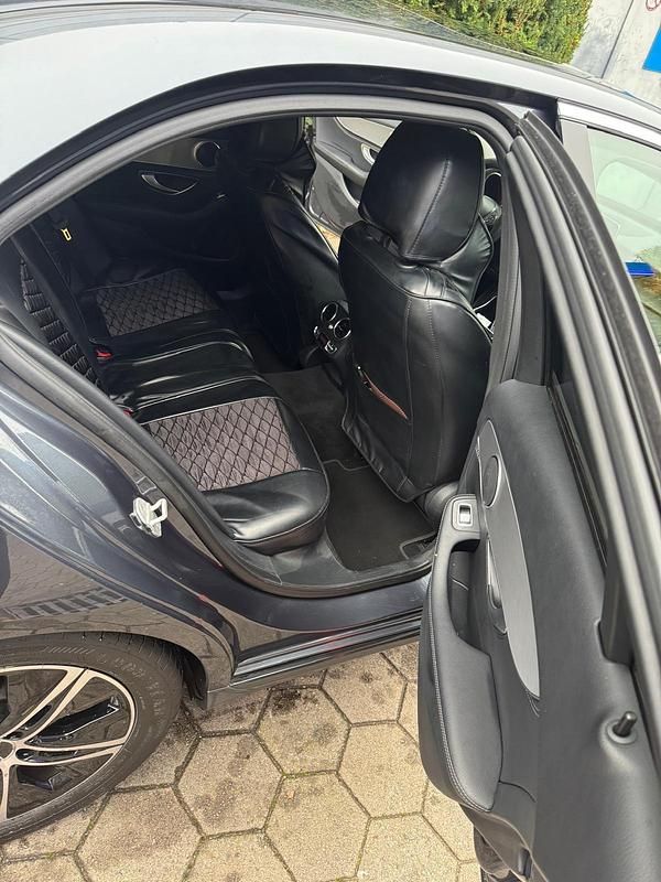 Gebraucht Mercedes C250 204 PS (150 kW) 2014 Grau Limousine