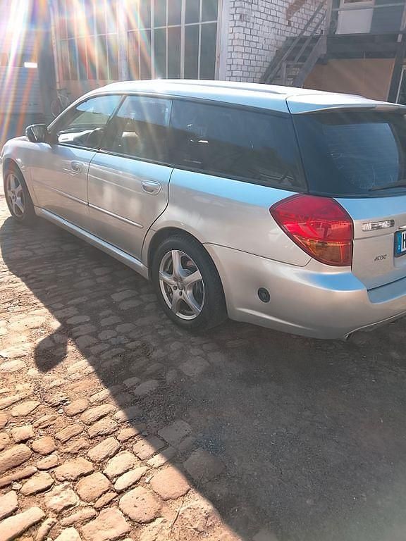 Gebraucht Subaru Legacy 137 PS (100 kW) 2004 Silber Kombi