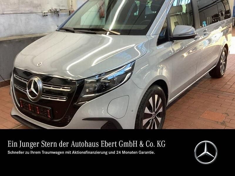 Grau Gebraucht 2024 Mercedes EQV300 Van / Kleinbus | 54.440 € (Etwas zu teuer) - Bild 1/4