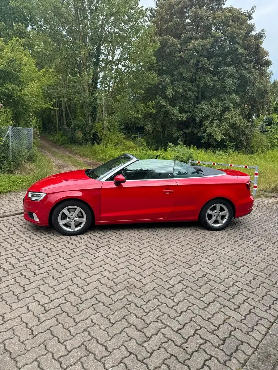 Gebraucht Audi A3 Cabriolet 184 PS (135 kW) 2017 Rot Cabrio