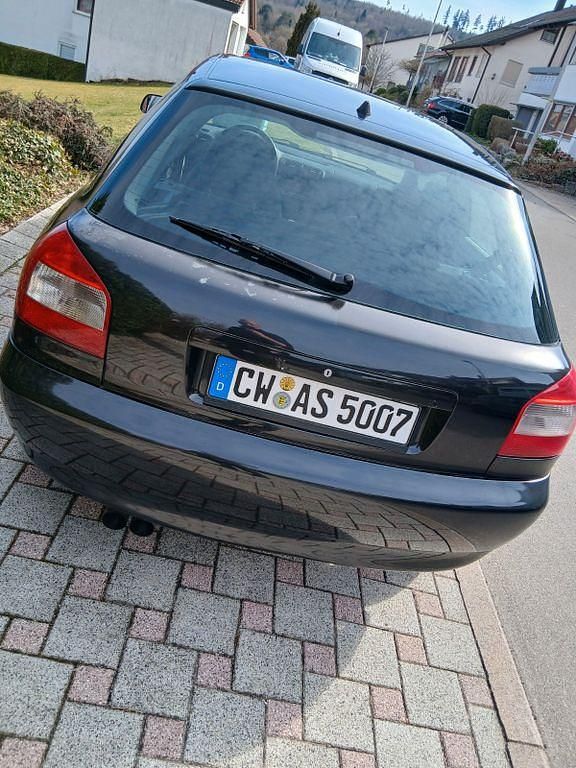 Gebraucht Audi A3 Attraction 150 PS (110 kW) 2002 Schwarz Kleinwagen