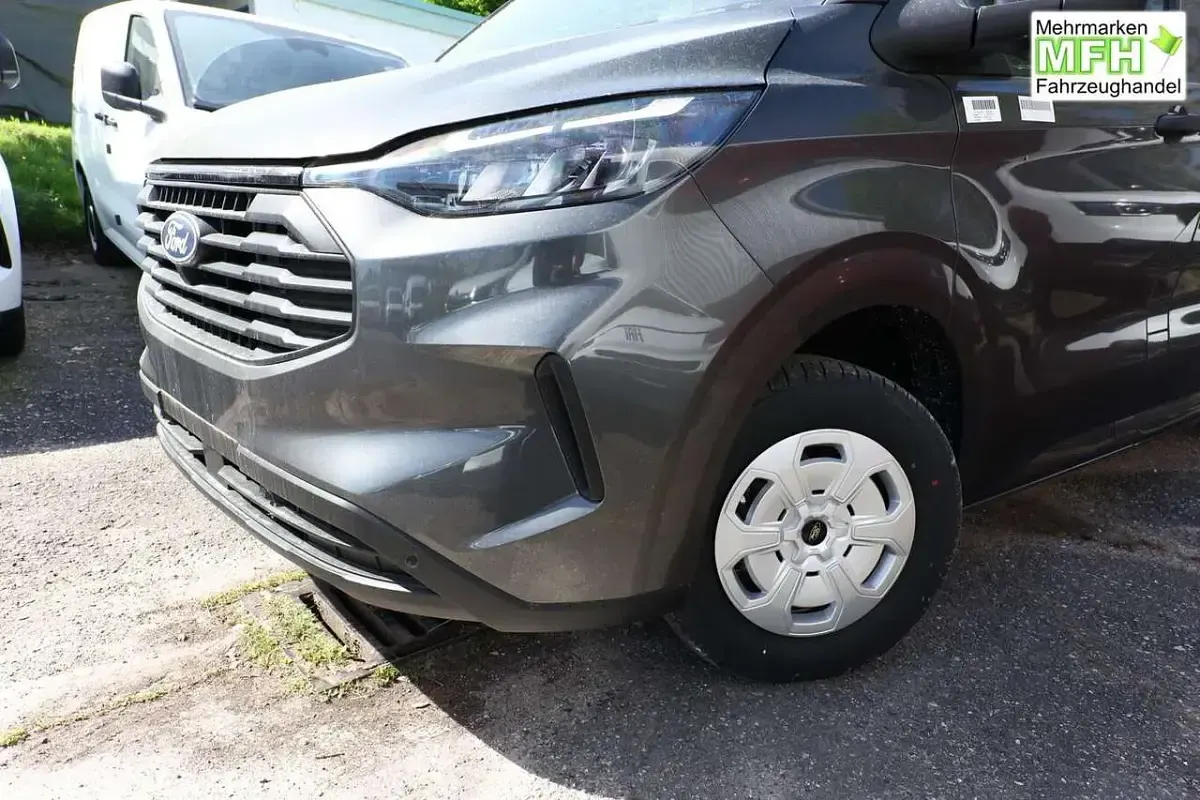 Neu Ford Transit Custom Trend 170 PS (125 kW) 2025 Magnetic metallic Van / Kleinbus