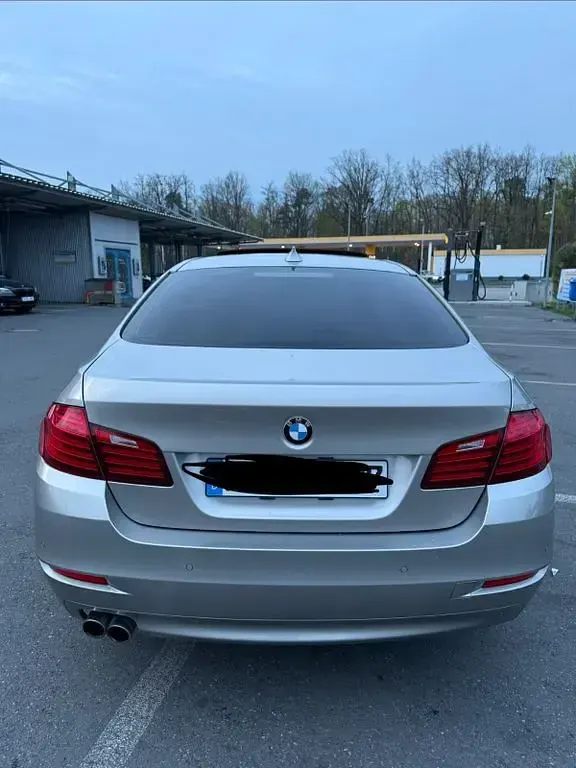 Używany BMW 520 Performance 184 KM (135 kW) 2013 Srebrny Sedan/Limuzyna