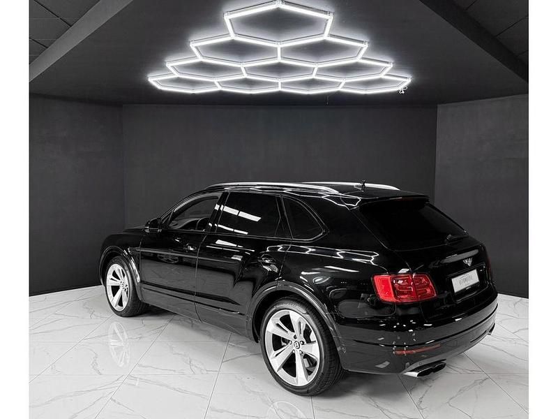Gebraucht Bentley Bentayga 549 PS (403 kW) 2018 Schwarz SUV