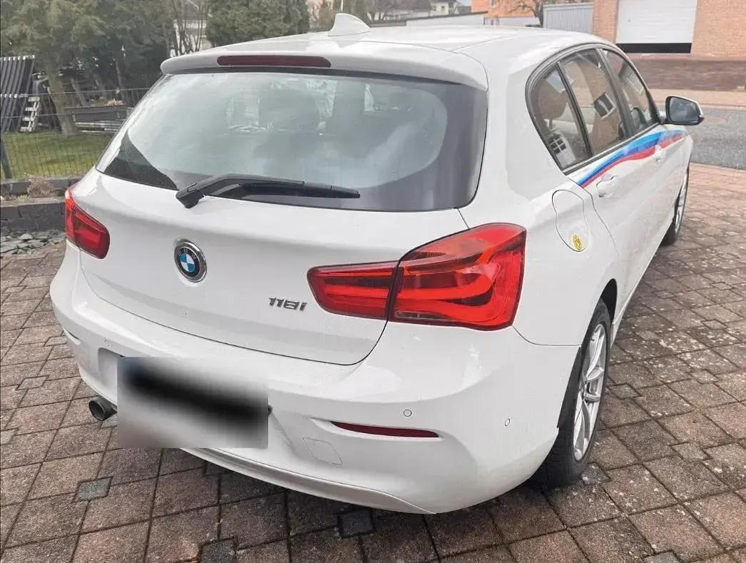 Gebraucht BMW 118 136 PS (100 kW) 2018 Weiß Kleinwagen