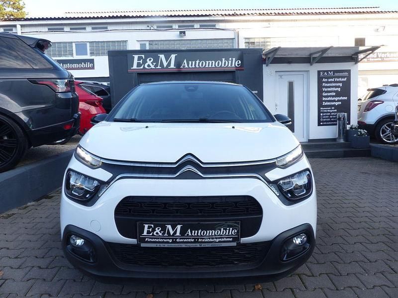 Gebraucht Citroën C3 Shine 83 PS (61 kW) 2023 Weiß Kleinwagen