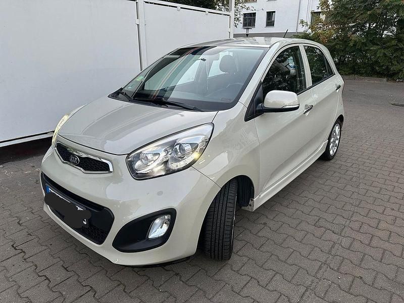 Beige Gebraucht 2013 Kia Picanto Spirit Kleinwagen | 9.500 € (Fairer Preis) - Bild 1/4