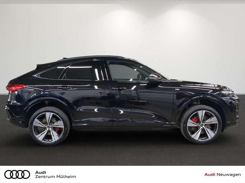 Gebraucht Audi Q5 Sportback Edition .1 204 PS (150 kW) 2025 Schwarz SUV