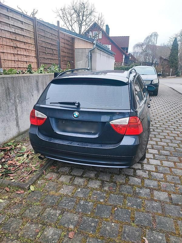 Gebraucht BMW 320 163 PS (119 kW) 2007 Kombi