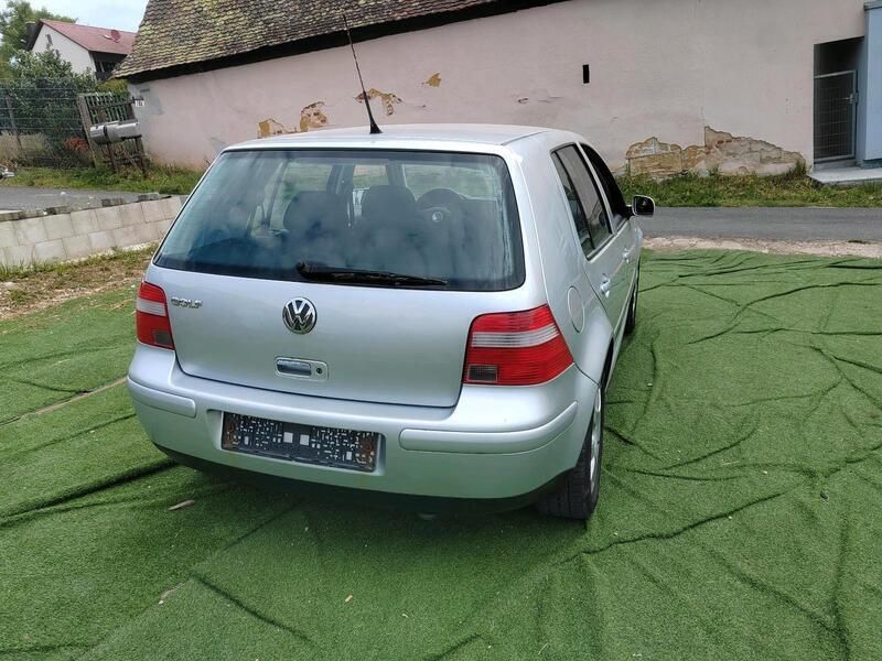 Silber Gebraucht 2003 VW Golf IV Limousine | 1.900 € (Fairer Preis) - Bild 1/4