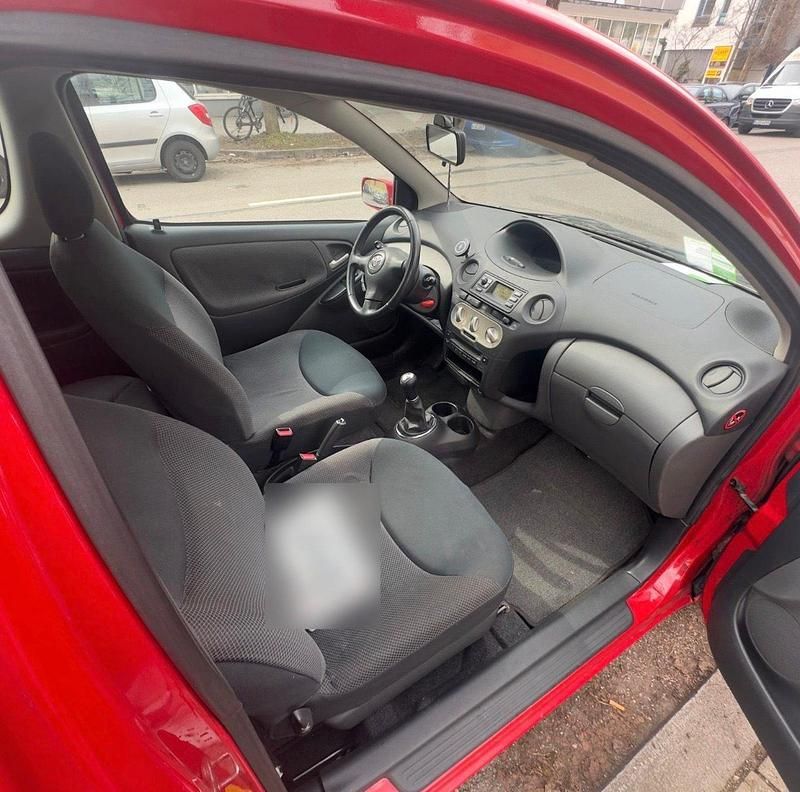 Gebraucht Toyota Yaris 2003 Rot Kleinwagen
