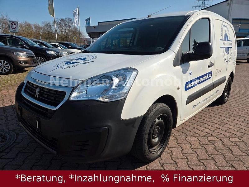 Gebraucht Peugeot Partner Premium 75 PS (55 kW) 2017 Weiß Van / Kleinbus