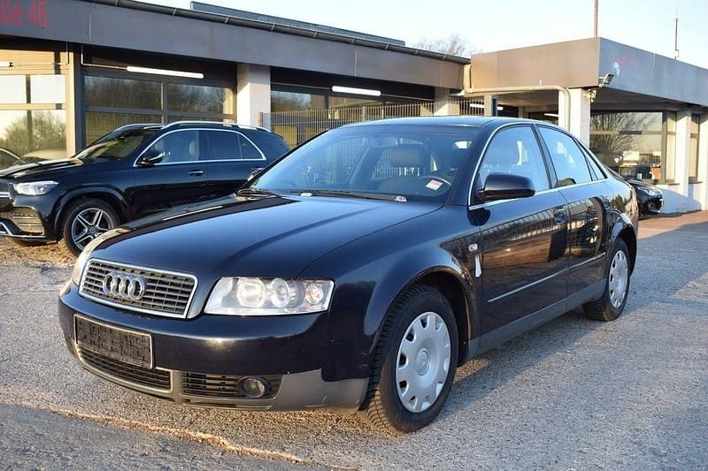Gebraucht Audi A4 131 PS (96 kW) 2001 Blau Limousine