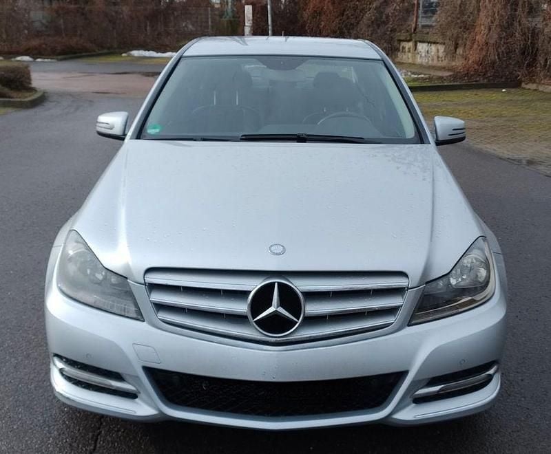 Gebraucht Mercedes C250 204 PS (150 kW) 2011 Silber Limousine