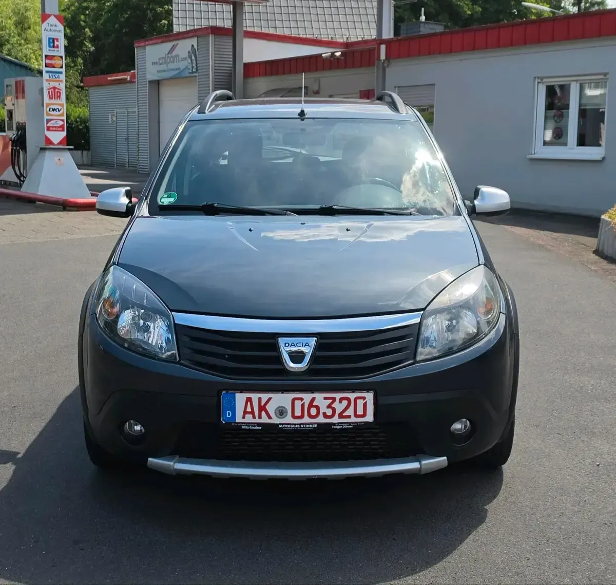 Gebraucht Dacia Sandero Stepway 88 PS (64 kW) 2012 Grau Kleinwagen