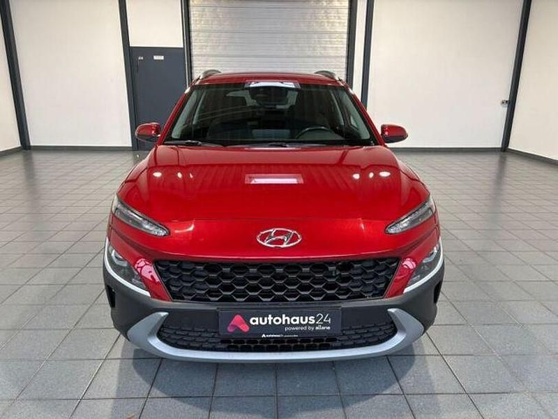Gebraucht Hyundai Kona 105 PS (77 kW) 2021 Rot SUV