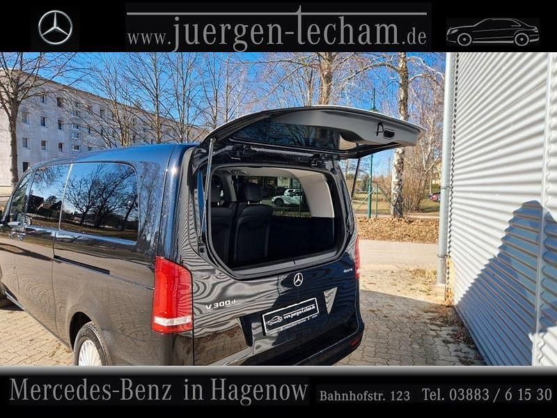 Gebraucht Mercedes V300 237 PS (174 kW) 2024 Schwarz Van / Kleinbus
