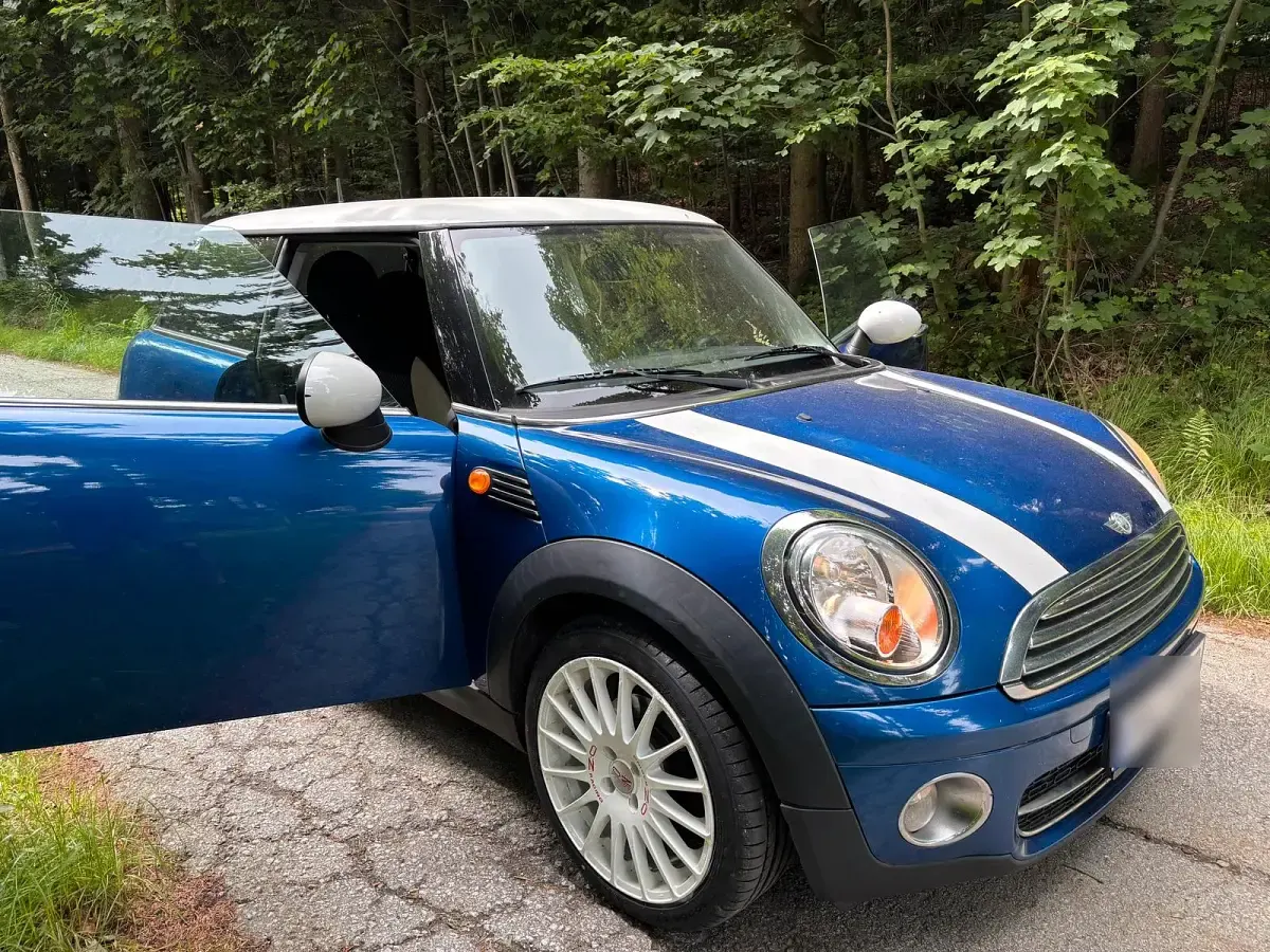 Gebraucht Mini Cooper D 109 PS (80 kW) 2007 Blau Kleinwagen
