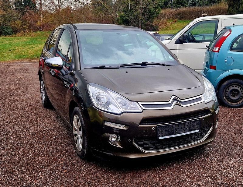 Second-hand Citroën C3 SELECTION 68 CP (50 kW) 2013 Maro Hatchback