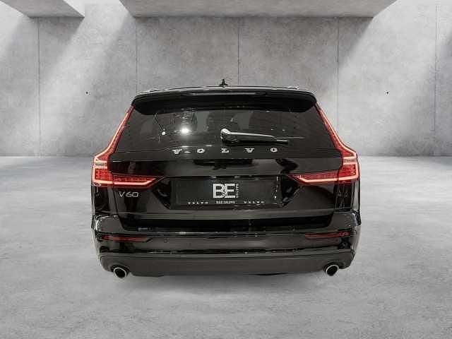 Gebraucht Volvo V60 145 PS (106 kW) 2021 Kombi