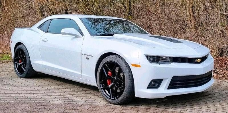 Weiß Gebraucht 2015 Chevrolet Camaro SS Coupé | 28.000 € (Superpreis) - Bild 1/4