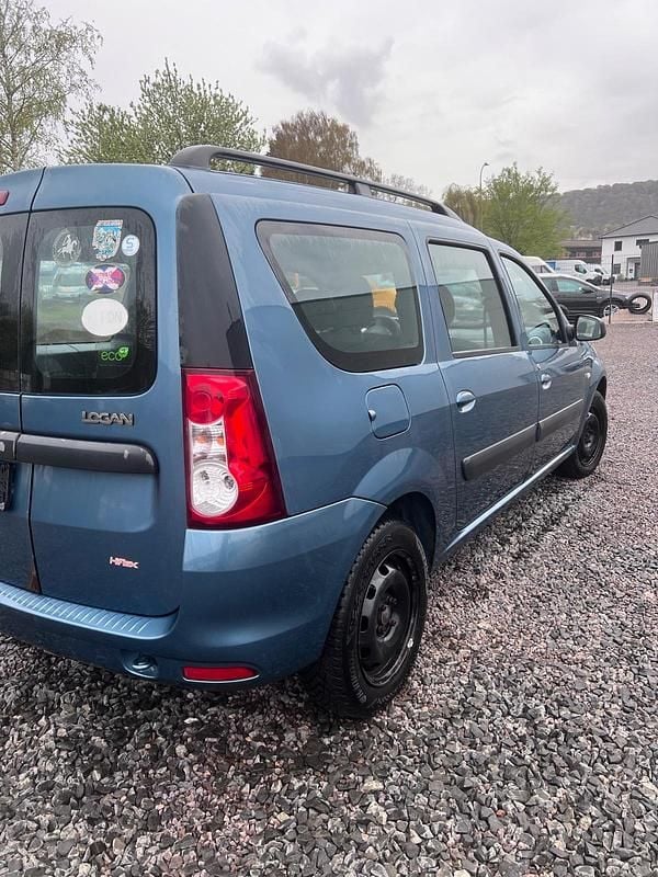 Gebraucht Dacia Logan 105 PS (77 kW) 2011 Blau Kombi