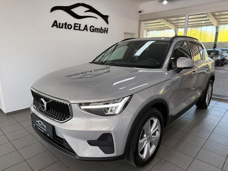 Usado Volvo XC40 129 HP (94 kW) 2023 Cinzento SUV