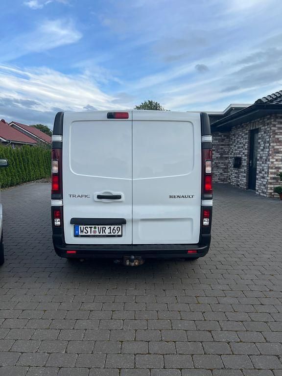 Gebraucht Renault Trafic 145 PS (106 kW) 2020 Weiß Van / Kleinbus