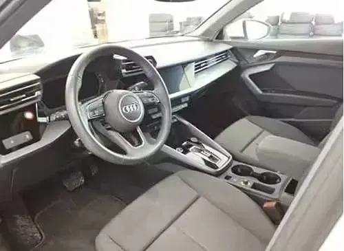 Gebraucht Audi A3 Advanced Plus 150 PS (110 kW) 2025 Weiß Limousine