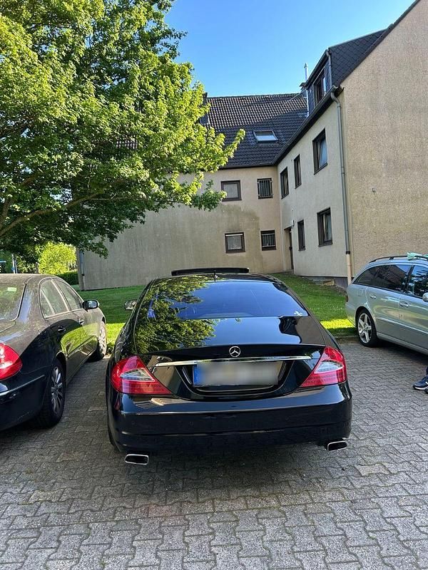Gebraucht Mercedes CLS300 231 PS (169 kW) 2010 Schwarz Coupé