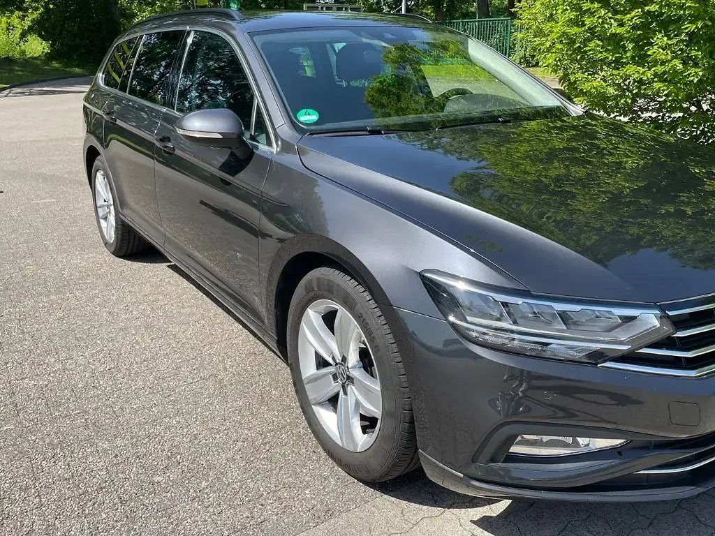 Gebraucht VW Passat Business 190 PS (139 kW) 2019 Grau Kombi