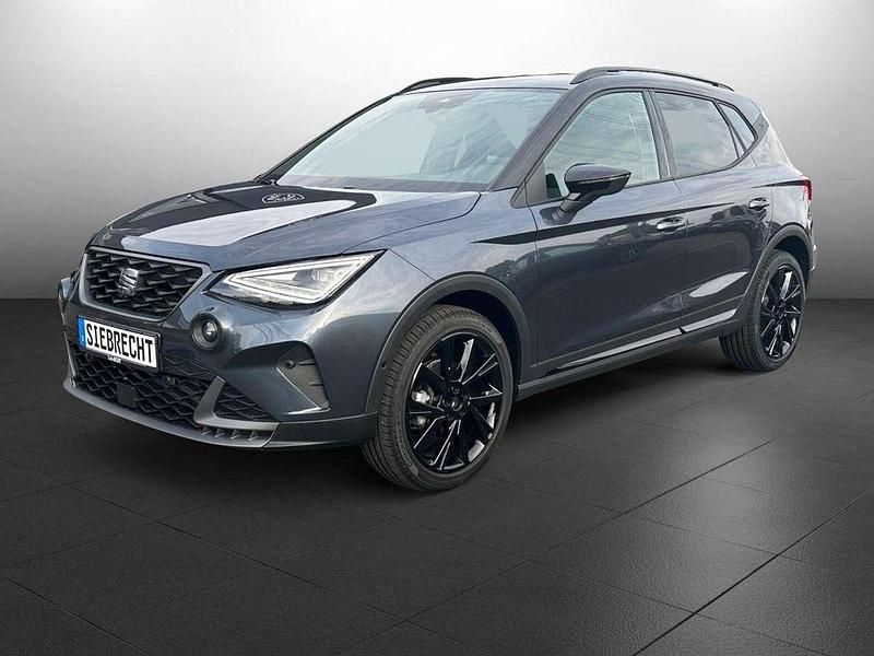 Grau Neu 2025 Seat Arona Black Edition SUV | 30.590 € (Teuer) - Bild 1/4