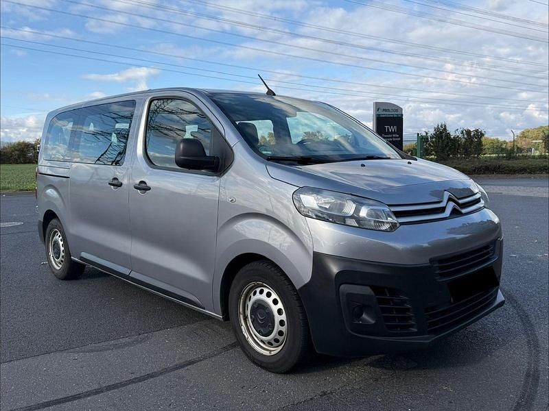 Silber Gebraucht 2022 Citroën Jumpy Van / Kleinbus | 16.500 € (Fairer Preis) - Bild 1/4