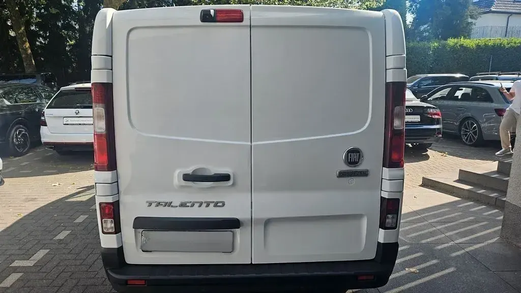 Gebraucht Fiat Talento 120 PS (88 kW) 2021 Weiß Van / Kleinbus