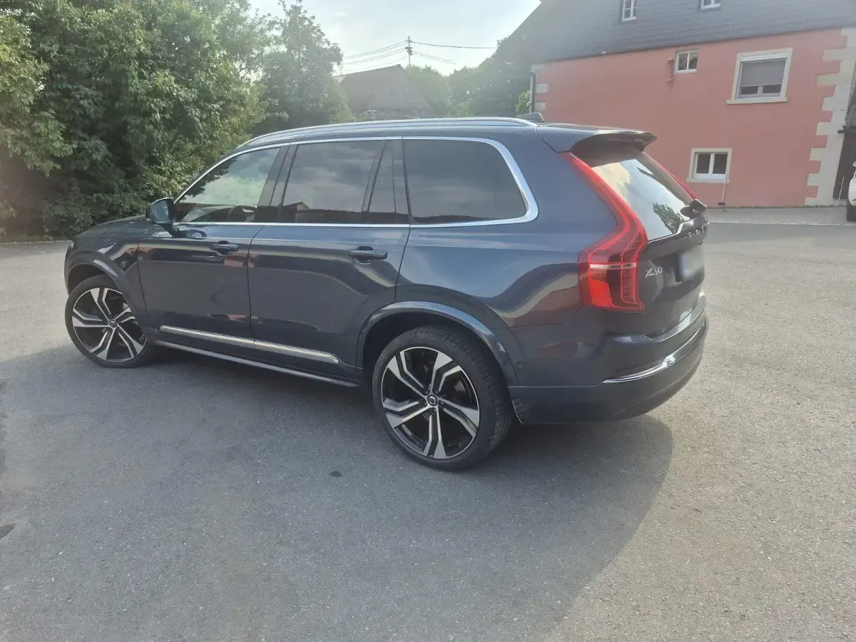 Gebraucht Volvo XC90 235 PS (172 kW) 2024 Andere farben SUV