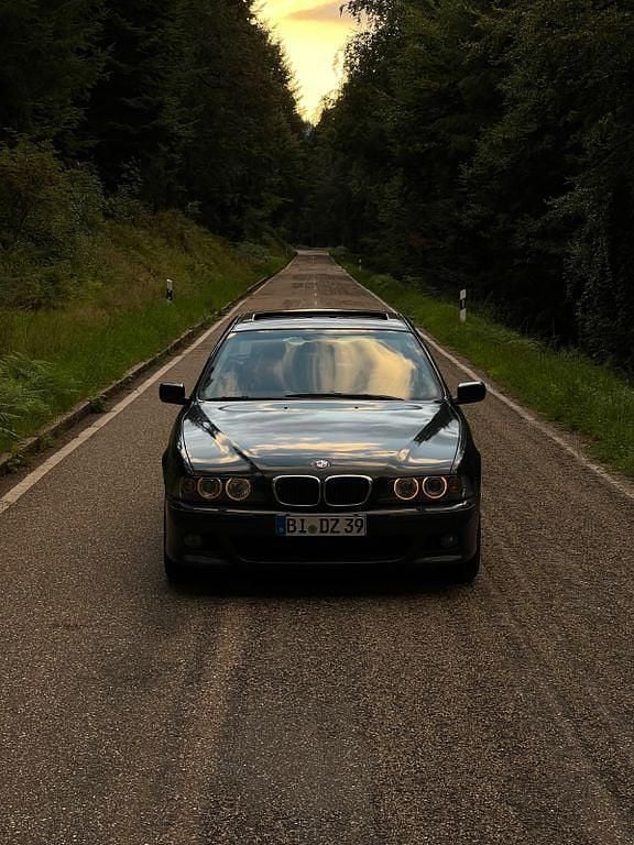 Gebraucht BMW 525 163 PS (119 kW) 2001 Grün Limousine