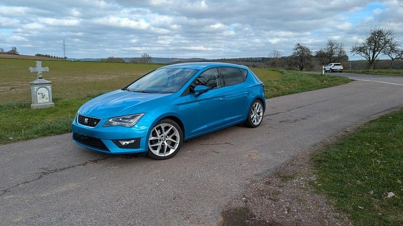 Gebraucht Seat Leon FR 179 PS (131 kW) 2016 Blau Limousine