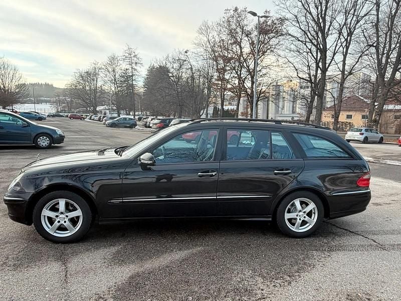 Gebraucht Mercedes E320 224 PS (164 kW) 2007 Schwarz Kombi