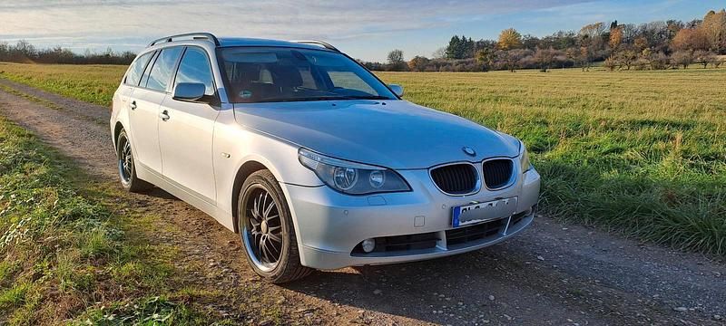 Silber Gebraucht 2005 BMW 525 Kombi | 2.990 € (Fairer Preis) - Bild 1/4