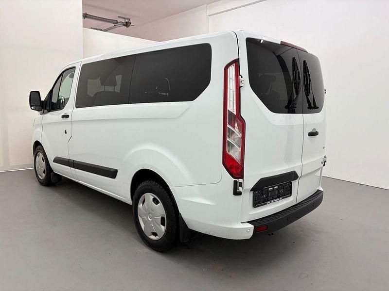 Weiß Gebraucht 2019 Ford Transit Custom Trend Kombi | 15.290 € - Bild 1/4