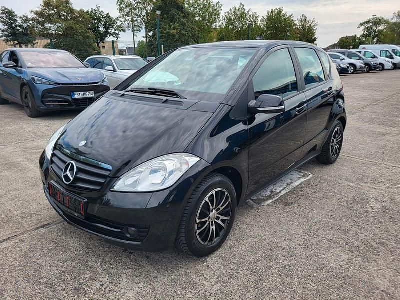 Schwarz Gebraucht 2009 Mercedes A150 Limousine | 3.400 € (Superpreis) - Bild 1/4
